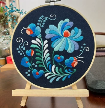 Floral Non-Punch Embroidery Wall Art - Handmade DIY Embroidery Kit