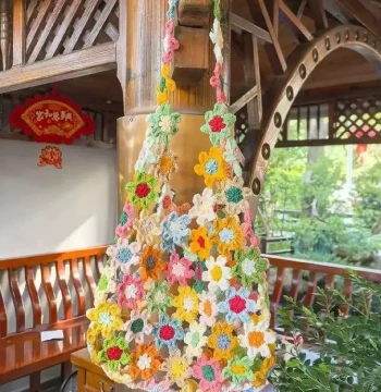 Spring Blossoms Handmade Crochet Bag DIY Yarn and Hook Kit - Floral Shoulder Bag Gift for Relaxation