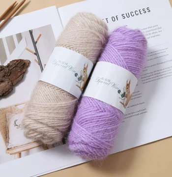 Squirrel Fur Yarn Thick Bright Thread for Scarf Knitting, Handmade Sweater & Coat Wool Yarn Crochet DIY Material Kit