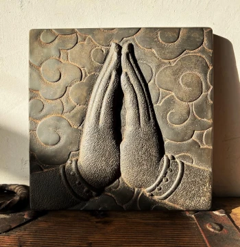 Chinese Retro Han Brick Carved Buddha and Buddha Hand Statues - Classical Study, Living Room, and Tea Room Decorative Ornaments