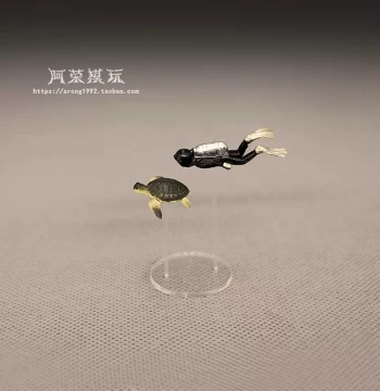 Miniature Landscape Figurines - Diver and Sea Turtle Animal Models for DIY Crafts and Decor