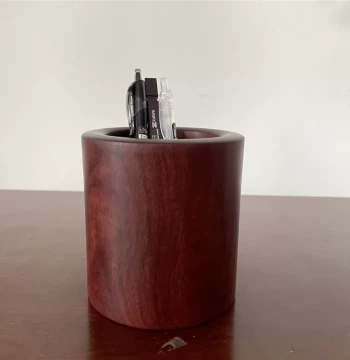 Small-Leaf Red Sandalwood Brush Holder and Insert, Solid Wood Desktop Ornament, Vintage Style Calligraphy Brush Pot for Study Room Gifts