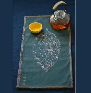 One Leaf Knows Autumn Handmade DIY Tea Mat Placemat Embroidery Kit Linen Cotton European-Style Embroidery Set