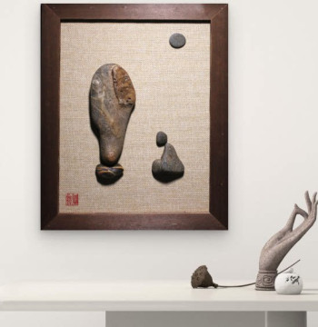 Natural Pebble Stone Art: Handcrafted Zen Decor in Solid Wood Frame for Tea Rooms and Studies