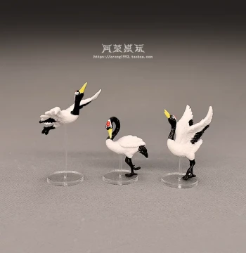 Miniature Landscape Bird Animal Models - Small Red-Crowned Crane in Flying and Standing Poses for Micro Scenery Decor and Toys