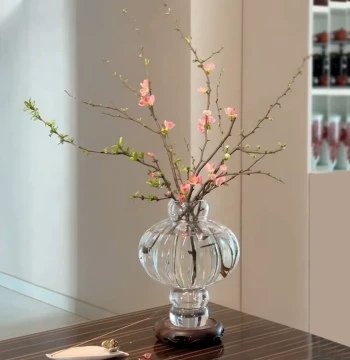 Chinese Vintage Lantern-Shaped Glass Vase, Decorative Flower Arrangement Vessel for Home Soft Furnishing