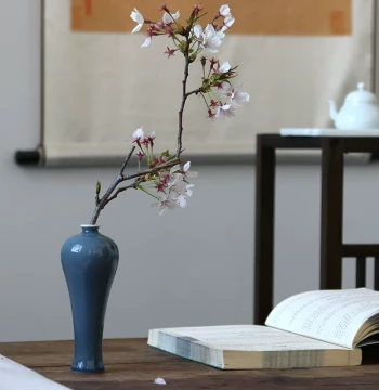 New Chinese Style Retro Ceramic Small Vase - Jingdezhen Zen Flower Arranger for Dining Table, Tea Room, and Study Decoration