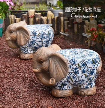 Courtyard Elephant Pedestal Ornament - New Chinese Style Retro Garden, Balcony, and Villa Creative Decor, Animal-Shaped Flower Stand