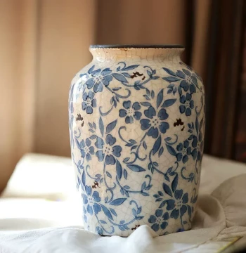Blue and White Porcelain Ornament, Vintage French Style Flower Arrangement for Living Room, Classical New Chinese Retro High-End Ceramic Decor