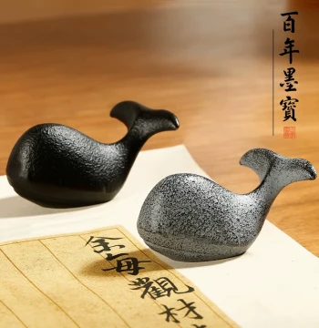 Whale-Shaped Cast Iron Paperweight - Creative Calligraphy Accessory for Study and Practice Sheets