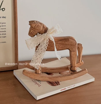 Vintage Nostalgic Wooden Rocking Horse Desktop Ornament, Hand-Carved Instagram-Style Decor for Living Room and Bedroom