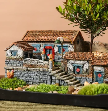 Chinese Vintage Decorative Desktop Ornament - Resin Micro-Landscape Craft for Living Room, Tea Table, and Courtyard, Perfect for Daily Gifting