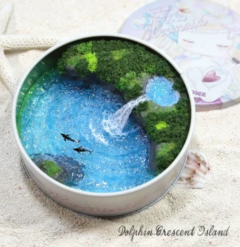 [Dolphin Crescent Island] Handcrafted Creative Tin Box Miniature Landscape - Healing Simulated Ocean Waterfall Ornament & Gift