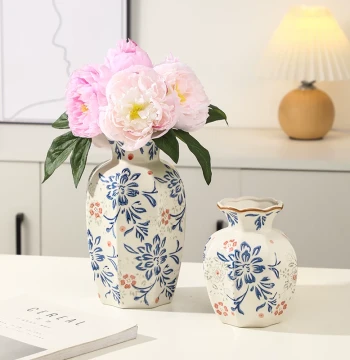 New Chinese Style Premium Hydroponic Light Luxury Blue and White Porcelain Minimalist Retro High-End Ceramic Flower Arrangement Home Decor Ornament