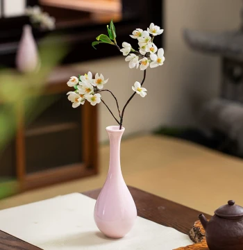 Jingdezhen Ceramic Vase - New Chinese Retro Pink Glaze Flower Arranger for Home Decor, Manual Flower Display, and Desktop Hydroponics