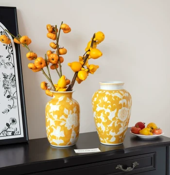 Vintage Ceramic Vase, New Chinese Style Yellow Hand-Painted Blue and White Porcelain for Living Room and Dining Table Decor