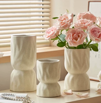 Nordic Style Unglazed Ceramic Vase for Living Room Flower Arrangement Retro Creative New Chinese Decor
