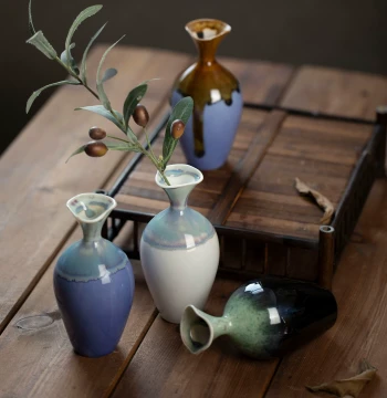 Jingdezhen Chinese Retro Ceramic Vase Display Cabinet - Creative Zen Decor for Bedroom and Dining Room Countertops