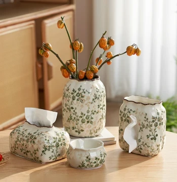 Retro Floral Ceramic Vase with Ice-Crack Glaze - Multi-Function Tissue Box & Ashtray, Creative New Chinese Style Living Room Decor