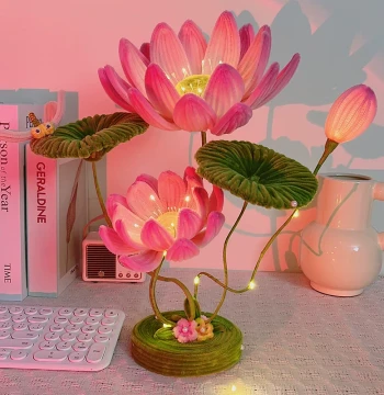 Good Luck Lotus Lamp & Pipe Cleaner Bouquet Night Light | DIY Hand-Woven Craft Kit