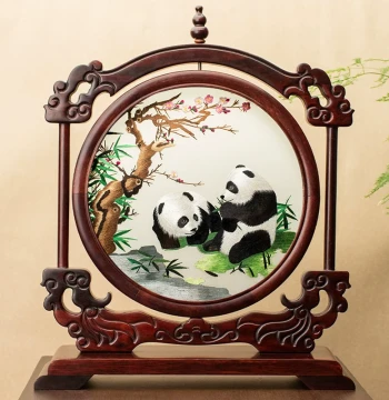 Handmade Suzhou Embroidery Display - Double-Sided Embroidered Craft in New Chinese Style - Desktop and Office Decorative Screen with Traditional Chinese Aesthetics, Perfect as a Gift