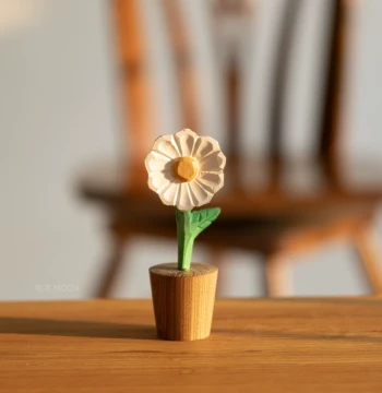 Hand-Carved Wooden Daisy Flower | Fresh Desktop Decor, Healing Blessing Gift for Girls