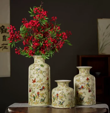 Ceramic Vase with Retro Bird-and-Flower Branch Design, Creative New Chinese Style High-End Flower Arrangement Decor, American and European Style
