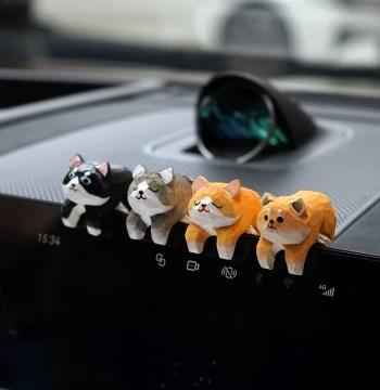 Hand-Carved Wooden Cat and Shiba Inu Car Dashboard Ornaments for Tesla and Other Vehicles