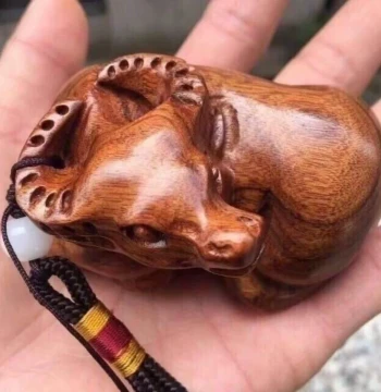 Yellow Rosewood Hand-Held Carving, Year of the Ox Fortune Design, Hand-Carved Solid Wood Playable Artifact, Twelve Zodiac Crafts