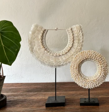 Floating Clouds - Bali Handcrafted Natural Shell Desktop Ornament for Home, Entryway, and Model Room Decor