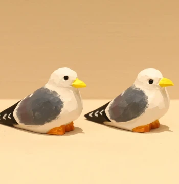 Hand-Carved Wooden Seagull Desktop Ornament - Cute Healing Bird Decor for Car or Desk, Perfect Gift