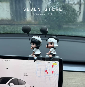 Hand-Modified Blind Box Figurine for Car Dashboard Decoration - Cute and Premium Interior Accessory for Women