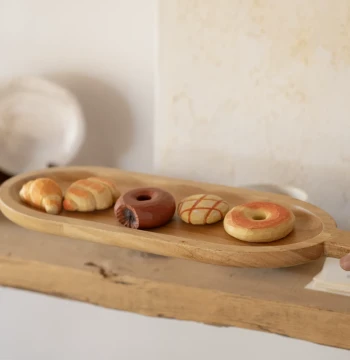 Hand-Carved Wooden Bread Ornaments: Croissants, Donuts, and More - Creative Desktop Decor