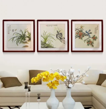 Four-Foot Square Gongbi Flower-and-Bird Traditional Chinese Painting by Ling Xue – Hand-Painted Wall Art for Living Room, Dining Room, Bedroom, Entryway, Hallway, or TV Background