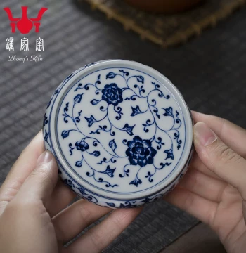 Zhongjiayao Jingdezhen Hand-Painted Blue-and-White Porcelain Teapot Rest - Chai Kiln Vine Pattern Lid Holder