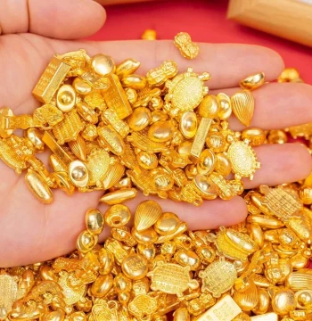Simulated Gold Ingot Fake Gold Bar Wealth-Attracting Small Figurine, Treasure Bowl Accessory, Office Mascot Decorative Gift