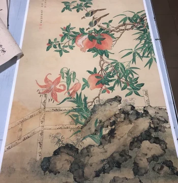 Qing Dynasty Qu Zhaolin 'Many Seeds' Hanging Scroll, Silk Base, Famous Ancient Master Gongbi Flower and Bird Painting, Pomegranate Decorative Art