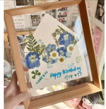 DIY Handcrafted Photo Frame Kit: 'Spring Letter' Dried Flower Material Set with Pressed Flower Envelopes and Greeting Cards for Couples' Decor