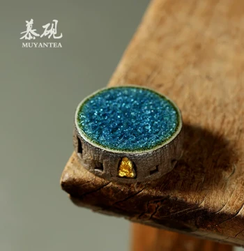 Muyan Handmade Dunhuang Wuxiang Lid Rest Creative Solid Glass Lid Holder for Gongfu Tea Ceremony, Zisha Teapot and Gaiwan Stand