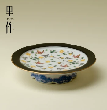 Lizuo Gold-Edge Butterfly High-Foot Tea Tray: Creative Handmade Ceramic Dry Brewing Plate with Gilded Zisha Teapot and Gaiwan