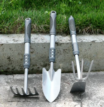 Gardening Tool Set: Specialized Hand Trowels, Rakes, and Shovels for Planting Flowers and Vegetables, Home Use Kit for Digging and Beach Combing