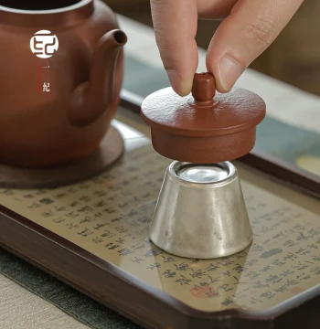 Yiji 999 Pure Silver Lid Rest, Hand-Hammered Solid Silver Tea Ware, Tea Pet, Zisha Teapot Small Lid Holder, Premium Tea Ceremony, Fully Handcrafted