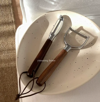 YIMUNING Walnut Wood Peeler - Multi-functional Potato Peeling Knife, Kitchen Fruit Knife, and Melon Peeling Tool