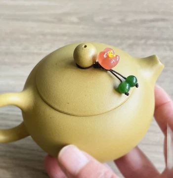Premium Purple Clay Teapot Lid Pendant - Osmanthus Charm for Xishi, Shipiao, and Gaiwan