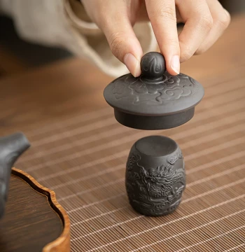Xinyuyuan Chinese Style Yixing Purple Clay Lid Rest, Creative Auspicious Dragon Design for Gaiwan and Teapot, Tea Ceremony Accessory