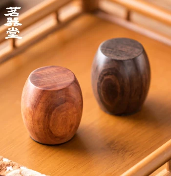 Mingqitang Ebony and Rosewood Solid Wood Lid Rest for Zisha Teapots and Gaiwan - Kung Fu Tea Accessory