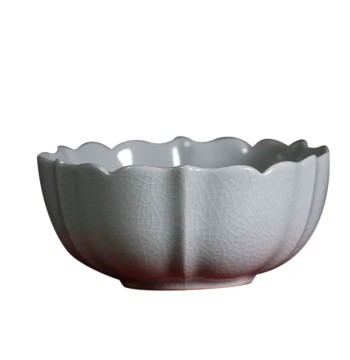 Tinghuai Ru Porcelain Tea Sea from Ruzhou Origin, Featuring Crackle Glaze and Agate Finish for Gongfu Tea Sets