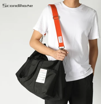 New Fashion Large Capacity Handheld Short-Distance Travel Bag Outdoor Tourism Tote Bag Unisex Gym Bag Fits Over Rolling Luggage