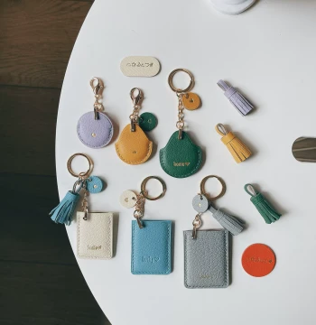 Little Prince Design Handmade Access Card Holder, Genuine Leather Elevator IC Card Case, Rectangular Water Drop Shape