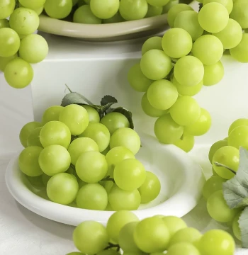 Realistic Shine Muscat Model, Sunshine Rose Grapes, Fruit Store Window Display Prop, Showroom Decoration